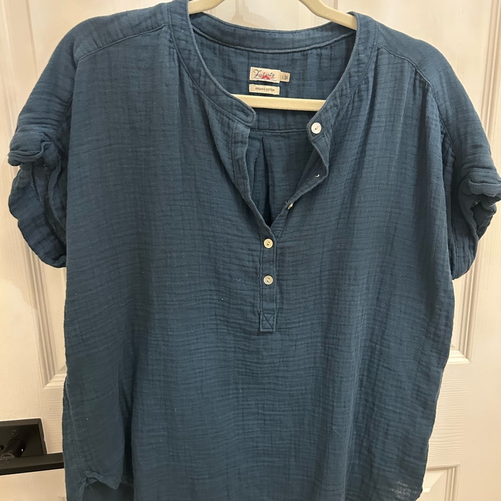 Faherty Women's Short-Sleeve Gauze Henley in Teal Blue